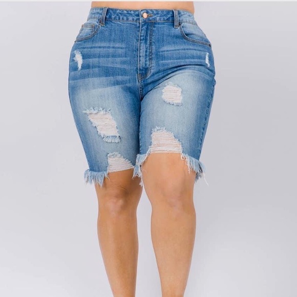 Shorts - Picture 2 of 2